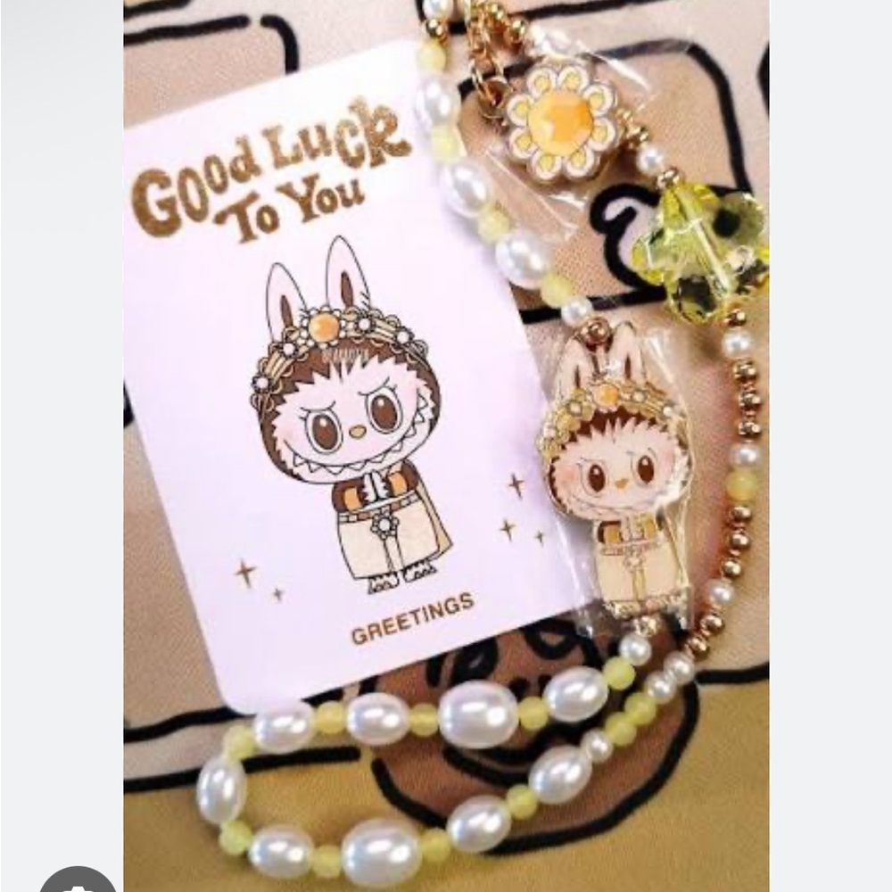 Pop Mart- Good Luck to You Phone Charm- confirmed: Greetings (NIB)